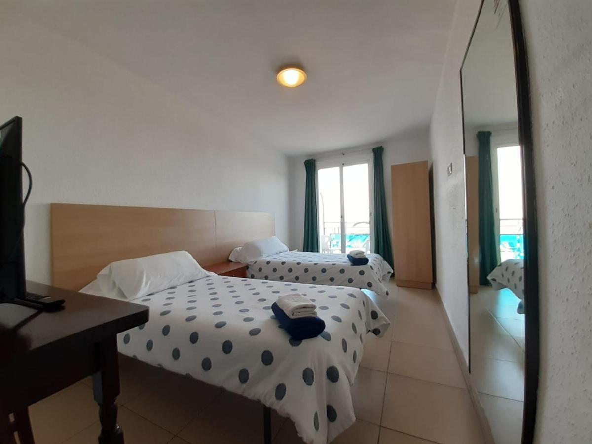 Hostal Mozaik Lloret Lloret de Mar Luaran gambar