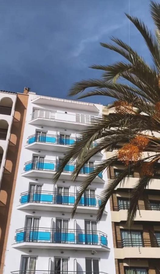 Hostal Mozaik Lloret Lloret de Mar Luaran gambar