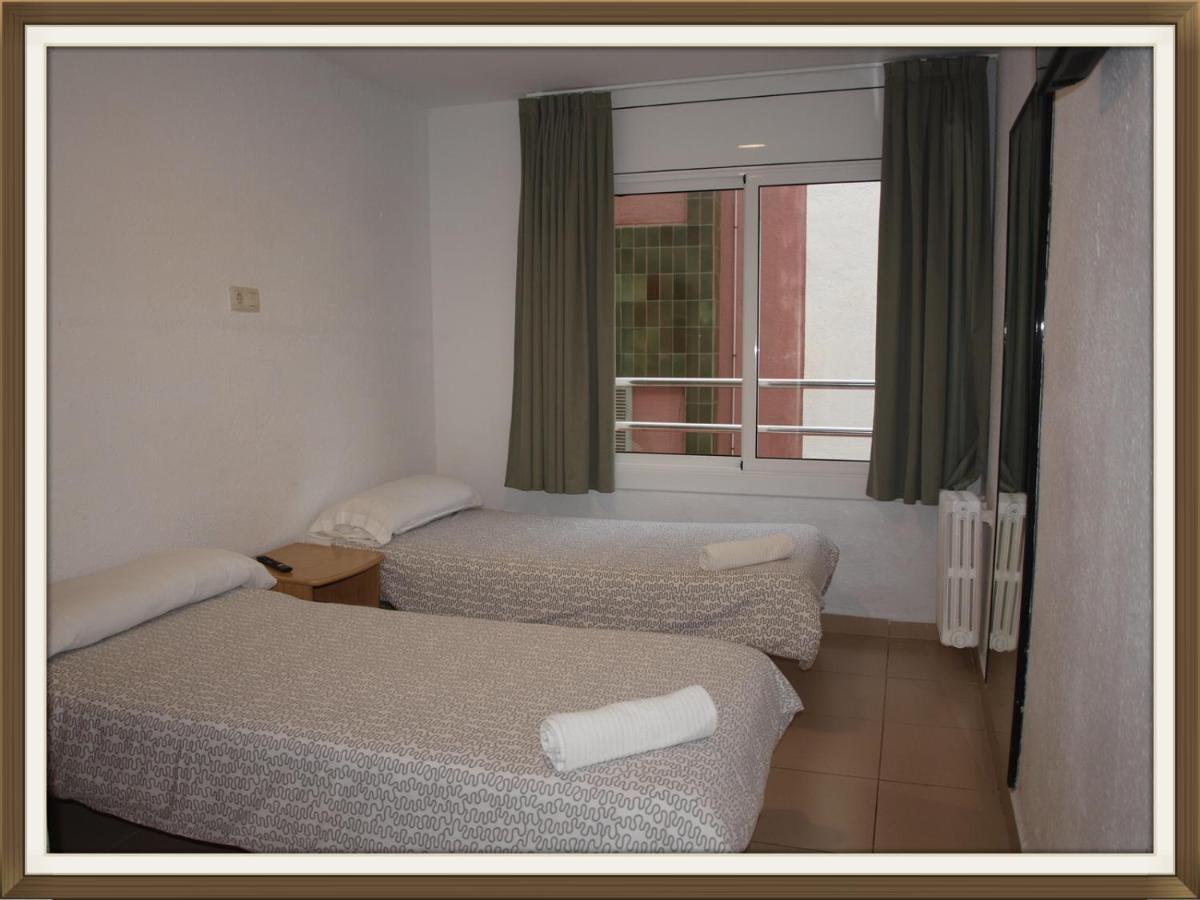 Hostal Mozaik Lloret Lloret de Mar Luaran gambar